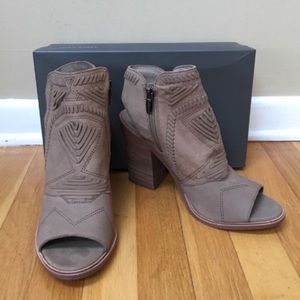 VINCE CAMUTO Karinta Leather Western Peep Toe Booties Sandals